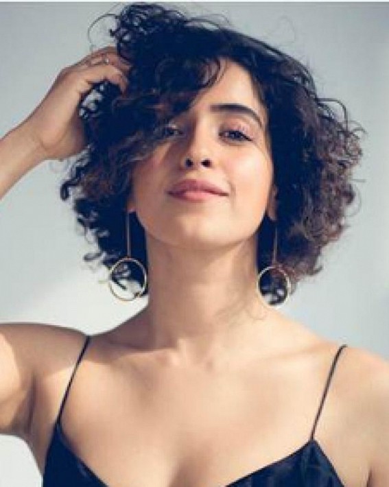 Romantic comedies attract me, says Sanya Malhotra