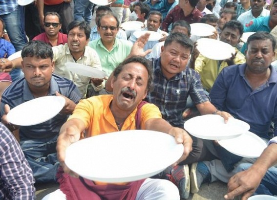 Recruitment in Group C, Group D Posts Was Not BJP's Promise to 10323 Teachers : Continuation of Jobs in Teaching Posts was Promised to the Teachers : 99 Teachers Died, No Solution Yet 