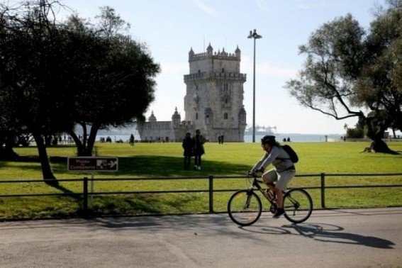Portugal leaves 'state of calamity', eases pandemic control measures