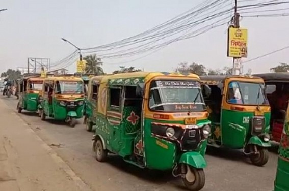 Battala Auto Drivers are reeling under massive Crisis, losses after Forceful Shifting of Auto Stand in the name of SMART City