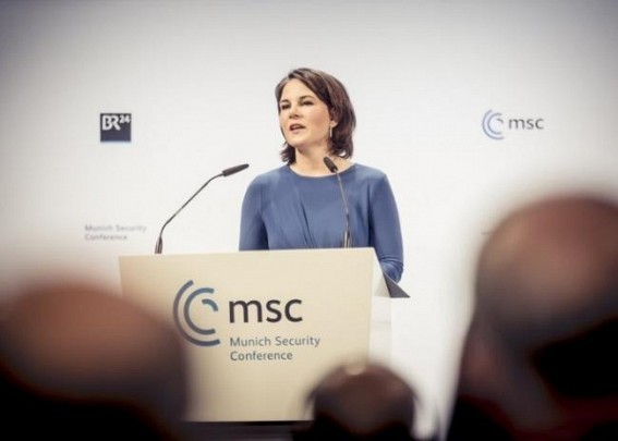 German FM warns against guessing Russian decisions on Ukraine