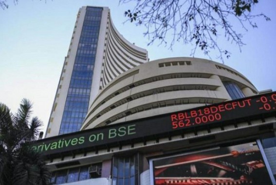 Indian equities extend losses; Sensex slips nearly 900 pts