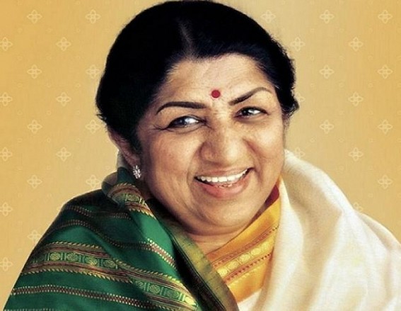 Lata Mangeshkar's ashes immersed in Ganga at Varanasi