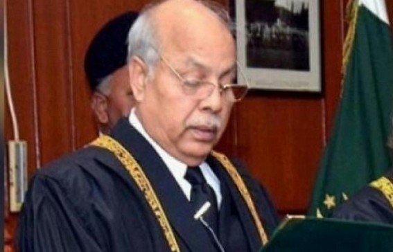 Imran proposes ex-CJP Gulzar Ahmed as caretaker PM