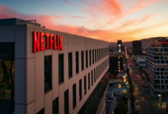 Once a Wall Street darling, Netflix in choppy financial waters