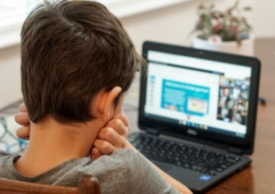 Parents fume as edtech platforms force them to buy online courses