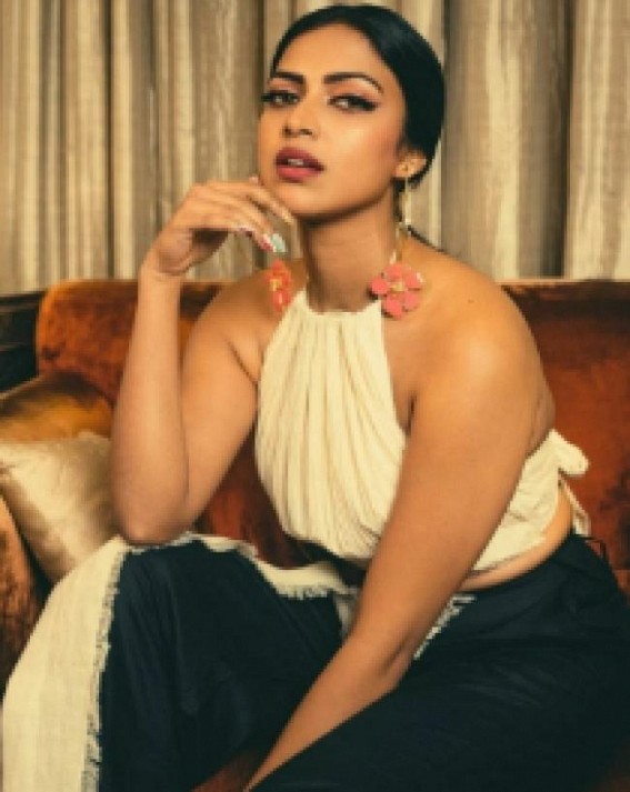 Amala Paul plays a police surgeon in investigative thriller 'Cadaver'