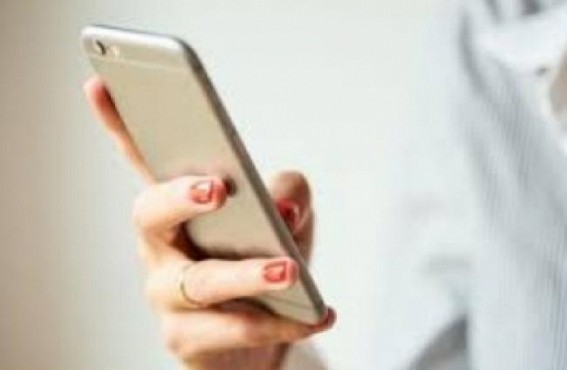 India may restrict Chinese mobile players from under Rs 12K market: Report