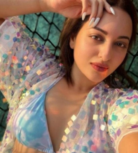 Sonakshi in UK shooting for brother Kussh's debut directorial
