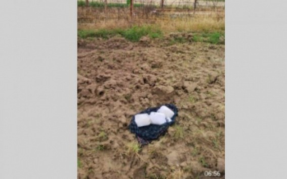 BSF foils narcotics smuggling bid at IB in Jammu, Pak intruder shot