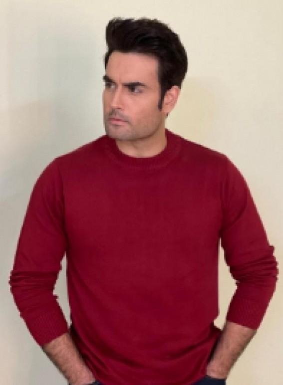 Clean shaven, crew cut: Why Vivian Dsena is trending on social media