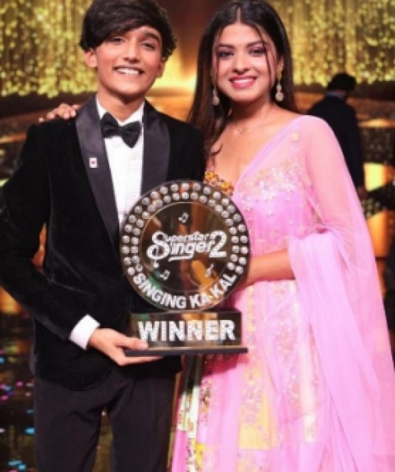 14-yr-old Mohammad Faiz from Jodhpur bags 'Superstar Singer 2' trophy