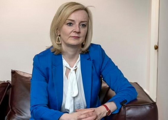 Liz Truss battles to survive