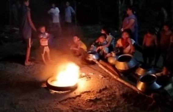 Villagers of Chandra Para area blocked Chelagang- Notun Bazaar roads under Amarpur Assembly over drinking water scarcity and Power Cut in the area