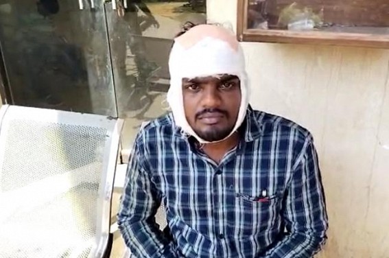 Ranirbazar: Centering a Pity issue a man was brutally beaten up by his friend and admitted to the hospital