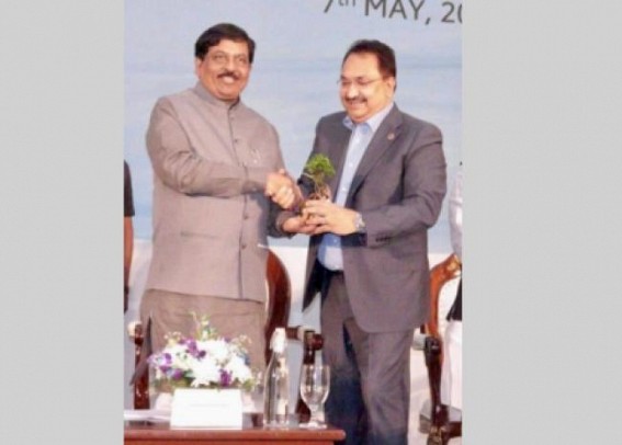 Can't think of Indian automotive industry without Vikram: K'taka Minister
