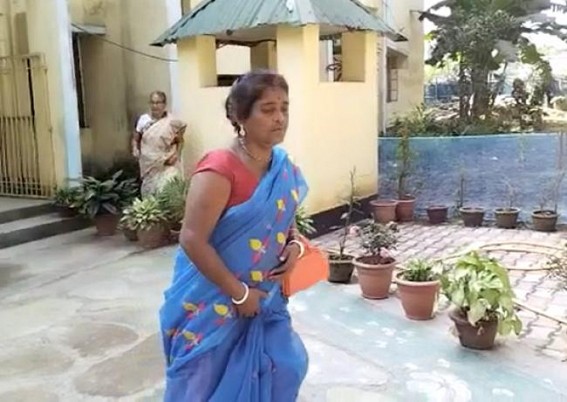 Congress Woman worker was attacked by BJP Women Workers in Agartala