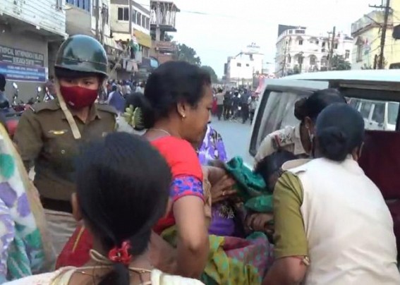 BJP’s Bike Gang goons wearing Helmet attacked on Congress Rally, Many were injured including Sudip Roy Barman 
