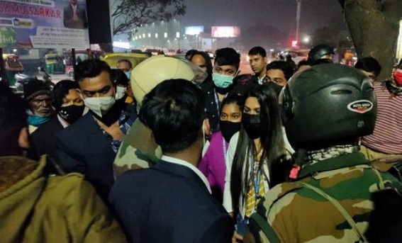Heavy quarrel generated centering a minor accident with ICFAI college bus in Radhanagar area