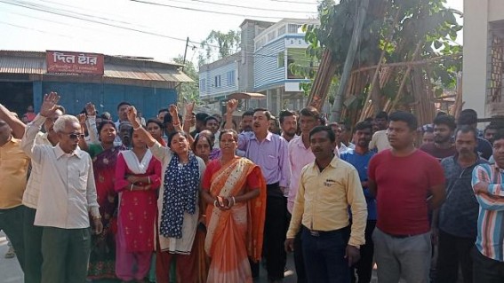 Locals demand removal of Liquor counter located near School in Araliya Panchabati area