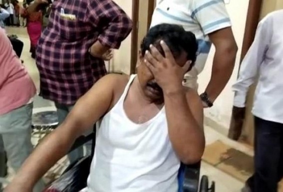 40-50 BJP miscreants beaten up a CPI-M leader near Amtali PS at Bypass area in broad Daylight