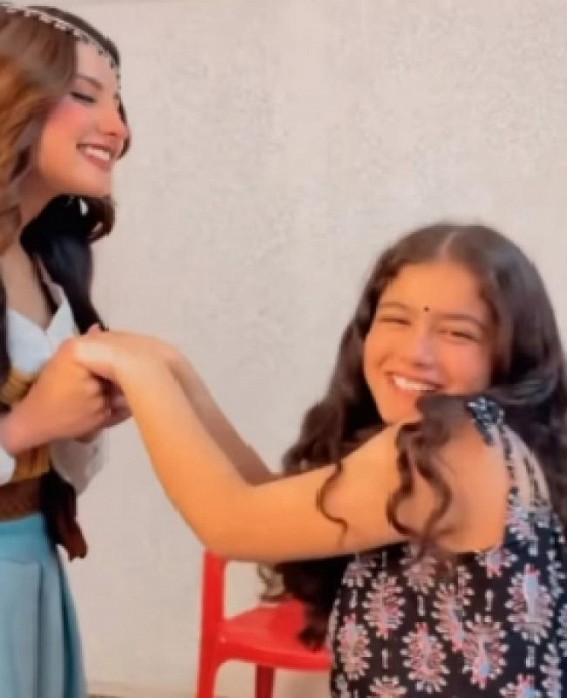 Ananya Dwivedi pens a note on Tunisha's b'day, says 'I'll not cry'
