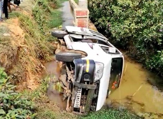 5 Injured in Road Accident in Bishalgarh
