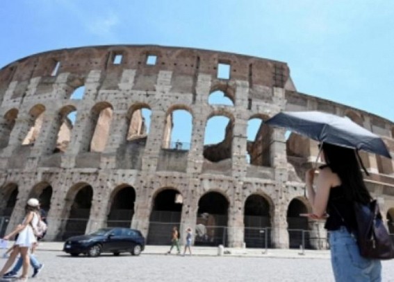 Italy's economy contracts by 0.1% in Q4 2022