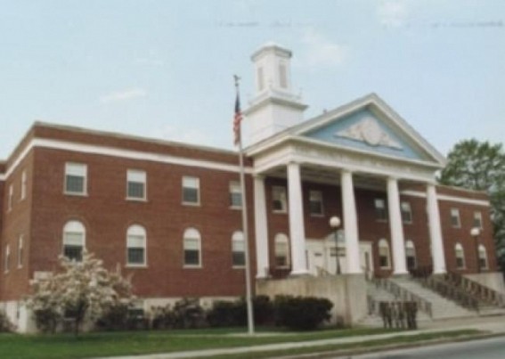 Indian-American named first justice of Ayer District Court in US