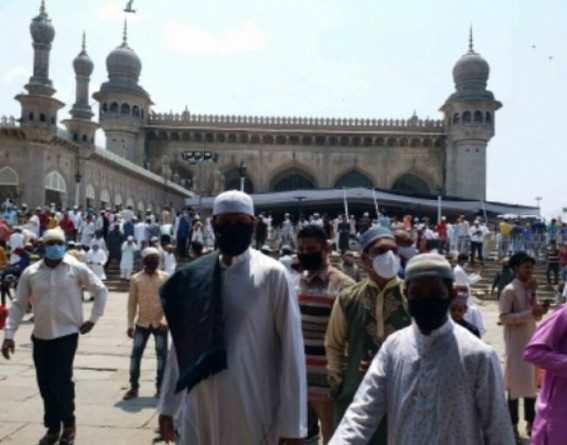 CMs of Telugu states greet Muslims on beginning of Ramzan