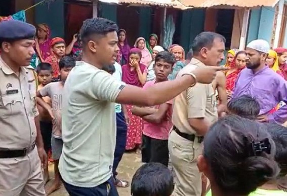 Sonamura: A father was injured after being beaten up with sticks by son while praying