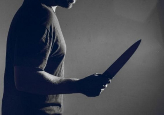 Teenager held on murder charge in Delhi