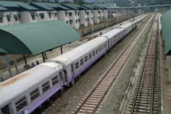 Railways introduces discount scheme in AC sitting trains