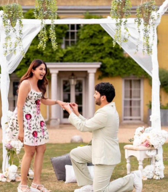 Armaan Malik gets engaged to girlfriend Aashna Shroff