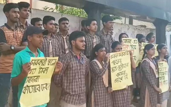 Students Protested against Fee rise in Vidyajyoti schools