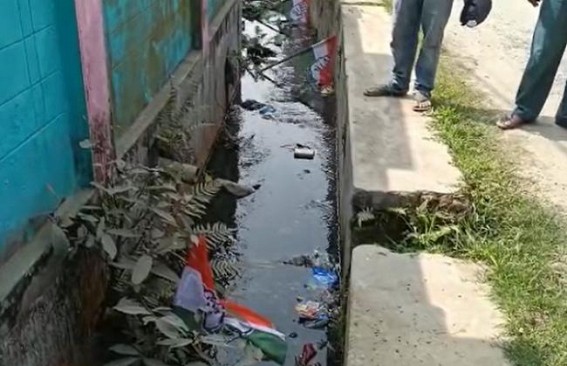 CPI-M, Congress flags were ransacked in Teliamura