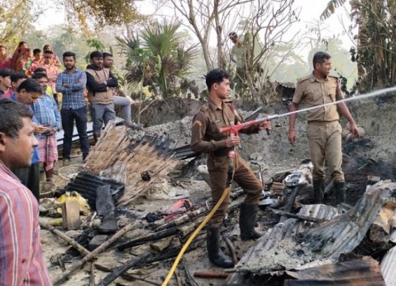 Massive Fire turned a house into Ashes in Belonia