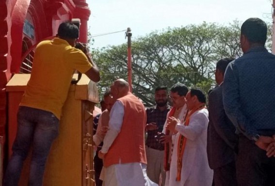 Amit Shah, J.P. Nadda offered prayers at Tripura Sundari Temple