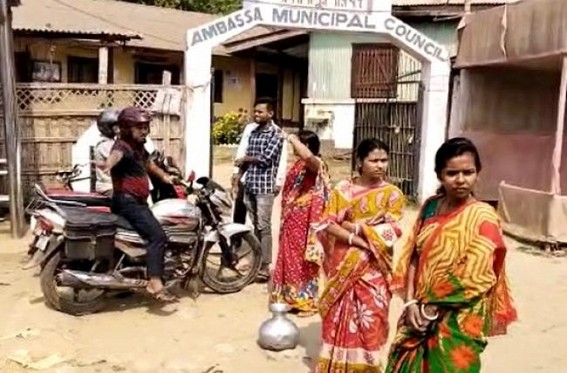 Women group blocked road in front of Ambasa Municipal Council in Ambassa over scarcity of water