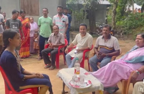 Girl who scored 93% and unable to Study Science due to Poverty now helped by Pratima Bhowmik