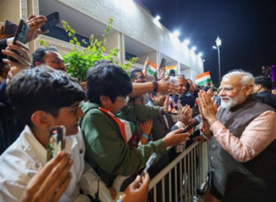 PM Modi meets Indian diaspora in Qatar, says 'grateful' to community