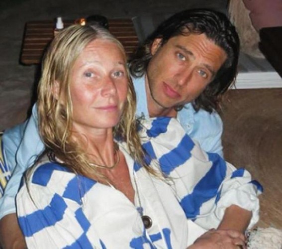 'My everything': Gwyneth showers love on hubby Brad Falchuk on his 53rd b'day