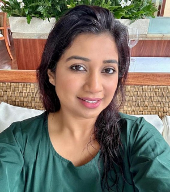 'Birthday Balika' Shreya Ghoshal shares happy selfie from Bali vacation