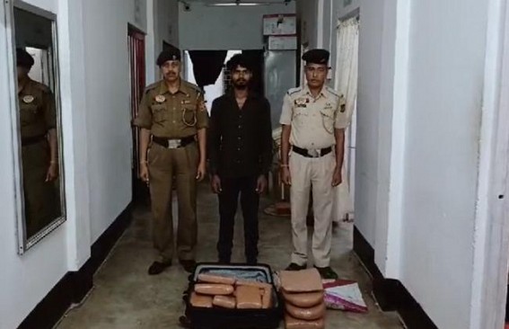 Railway police arrested one with 21 KG Ganja