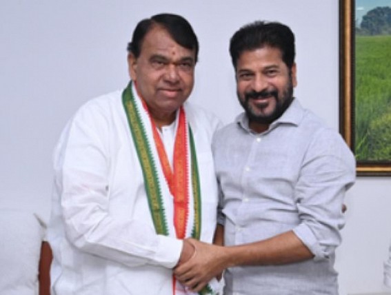 Jolt to BRS as ex-Speaker Srinivas Reddy joins Congress