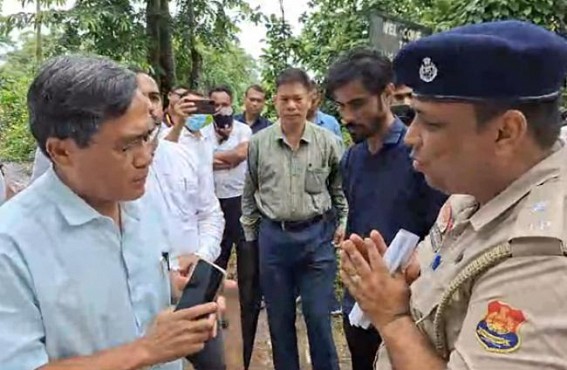 Opposition Leader was stopped by police on the way to Gandachera as DM canceled Permission 