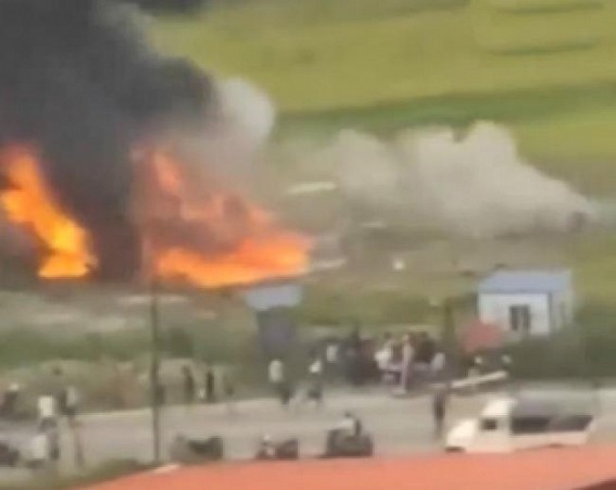 18 killed as plane crashes in Nepal 