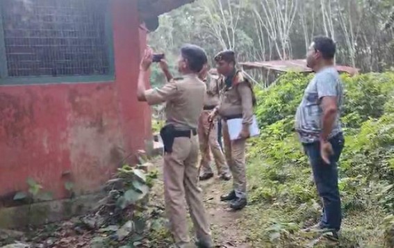Thieves entered Rubber Godown by cutting roof, emptying all stocks