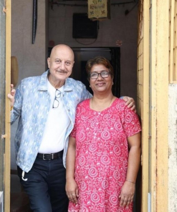 Anupam Kher walks down the memory lane, recollects his struggles, journey of 40 years in cinema