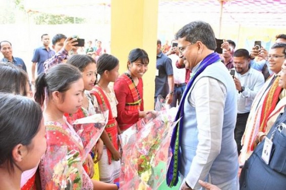 CM inaugurated new building at Panchamnagar school